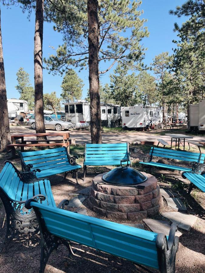 וודלנד פארק Cozy Cabin Suite Bed And Breakfast מראה חיצוני תמונה